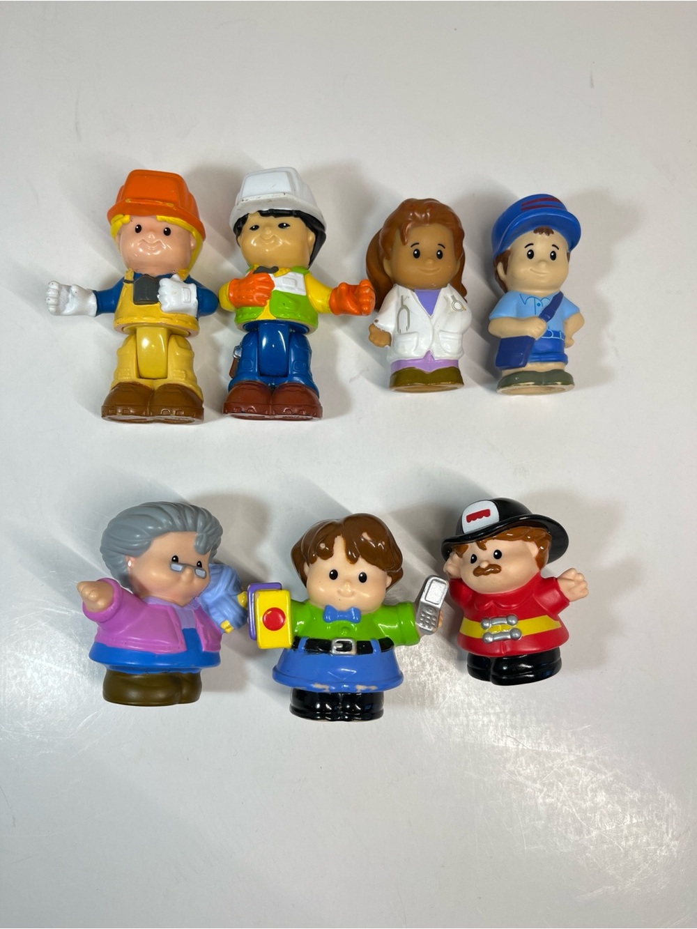 7 Vintage Little People Fisher Price Figure Lot Construction Worker Grandma Dad